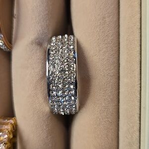 Ring new silver tone sz 8